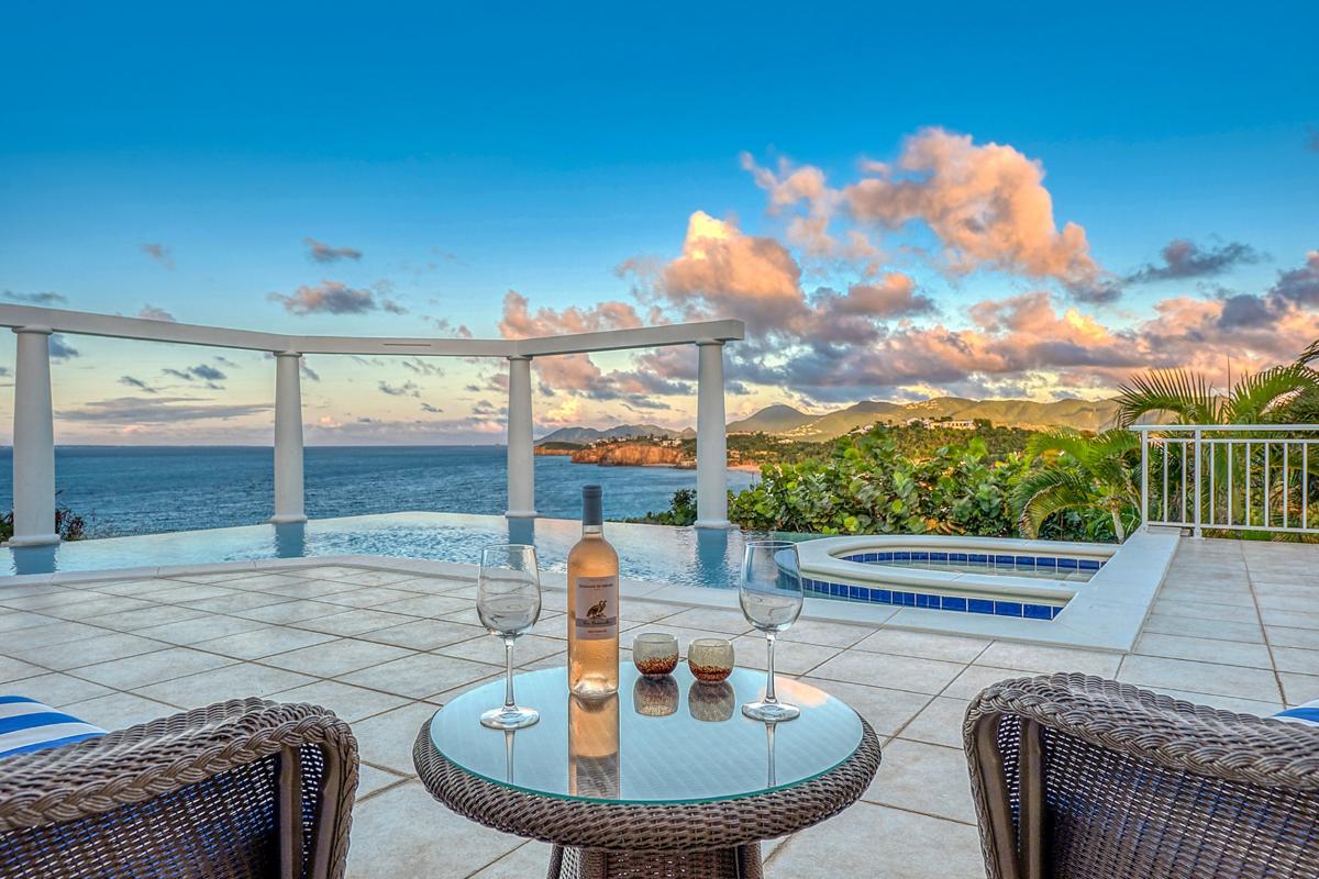 Luxury Pool Villa St Martin - Evening